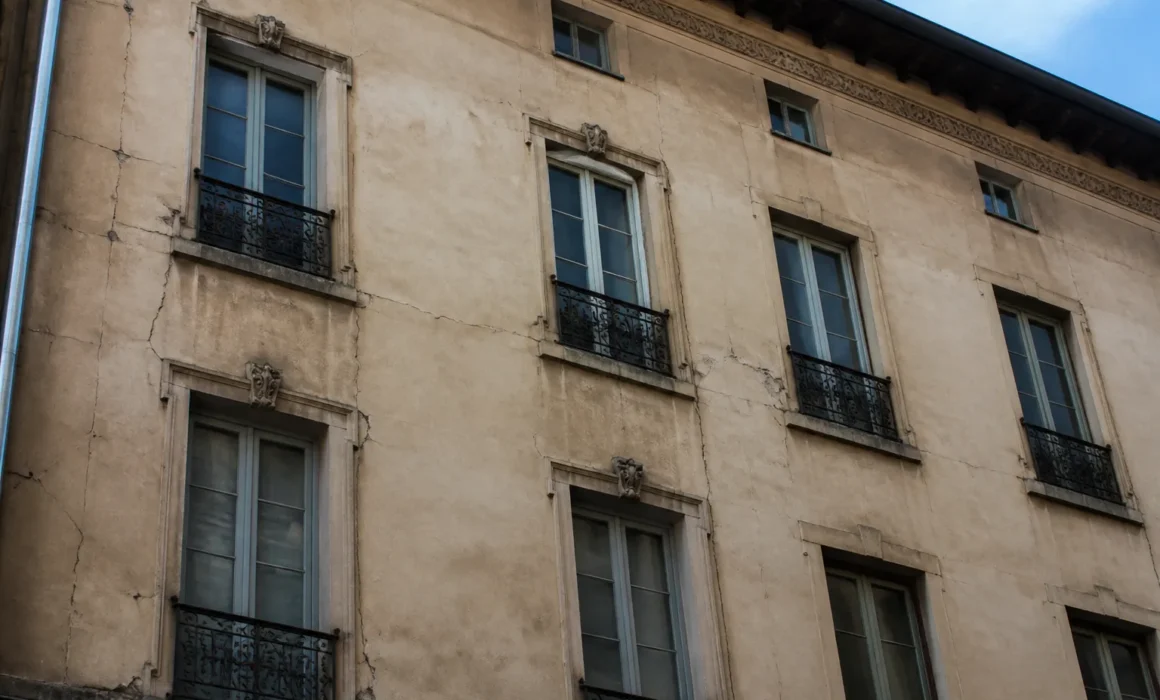 "Facade